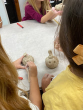Load image into Gallery viewer, Kid's Art Classes
